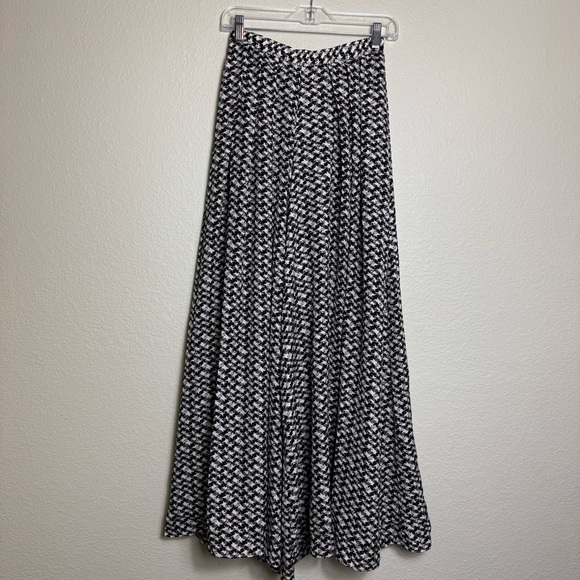 Freeway Women's Pant Size Small Very‎ Wide Legs Partial Lined Black Gray White - Picture 1 of 4